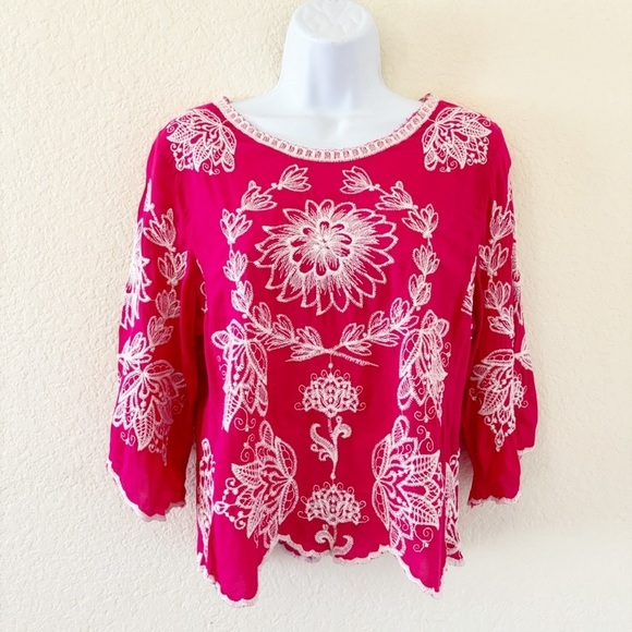 Solitaire Anthropologie Women's Pink Floral Embroidered Scoop Neck Blouse Size L - Picture 3 of 10